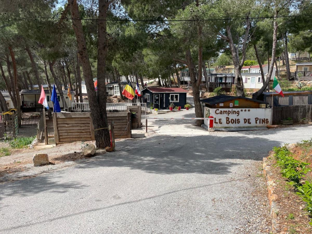 Camping Le Bois De Pins Салс-льо-Шато Екстериор снимка