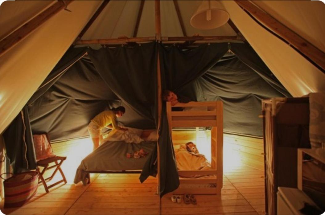 Camping Le Bois De Pins Салс-льо-Шато Екстериор снимка