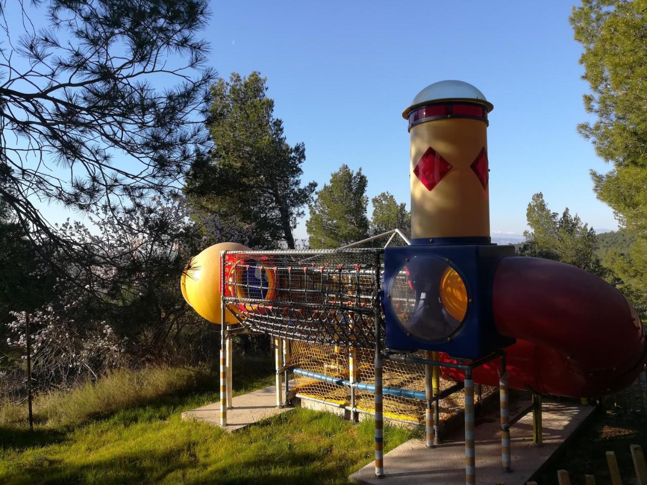 Camping Le Bois De Pins Салс-льо-Шато Екстериор снимка